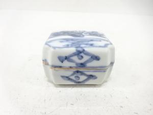 染付　香合(保護箱付)